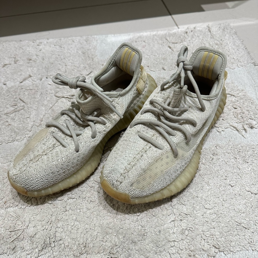 adidas Yeezy Boost 350 V2 Light